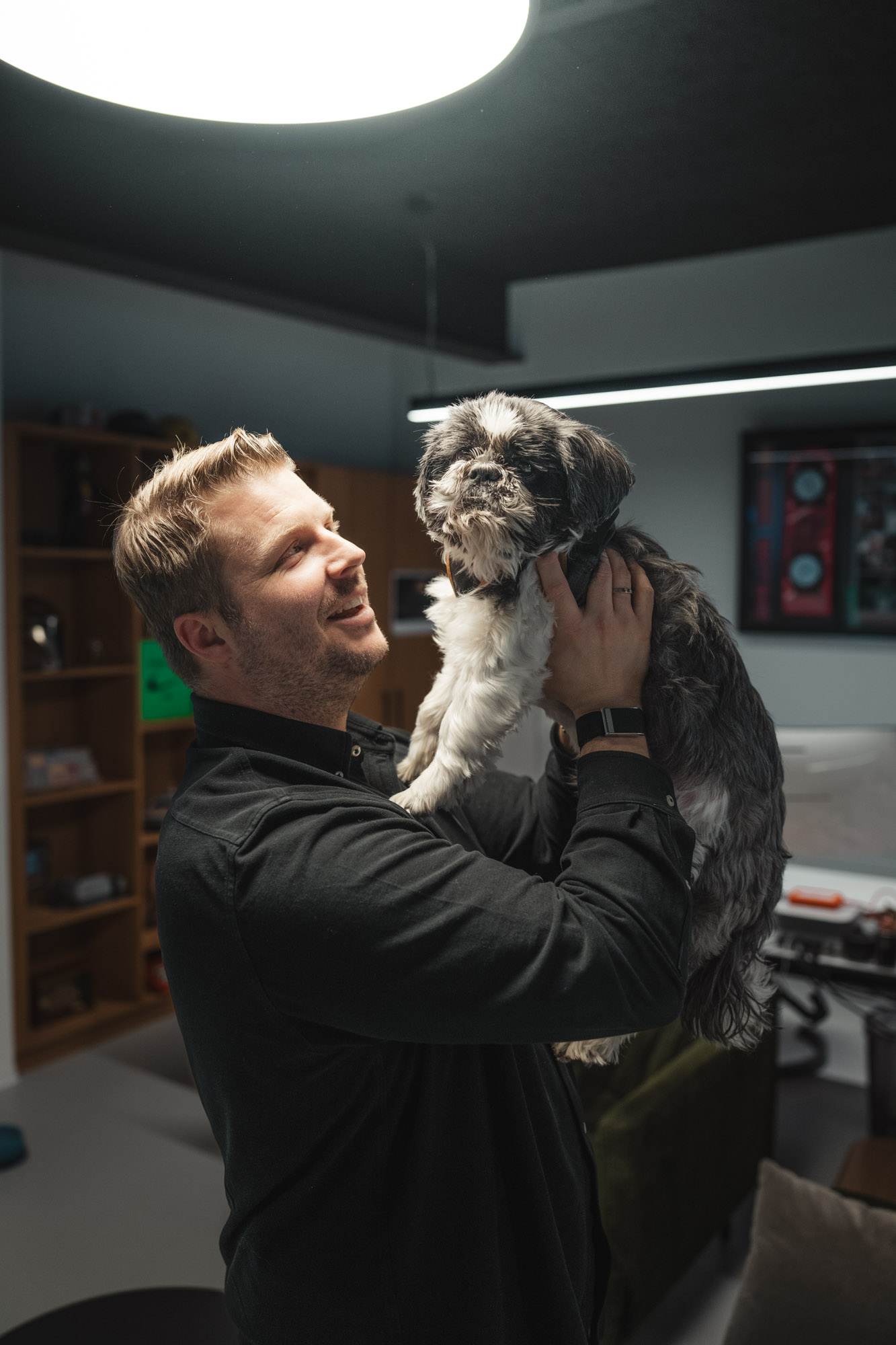 Michael Schnyder mit Hund